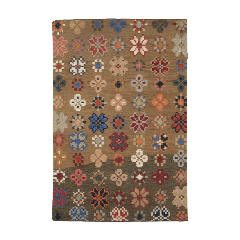 Millefleurs Rug - 120x180cm by Le Monde Sauvage