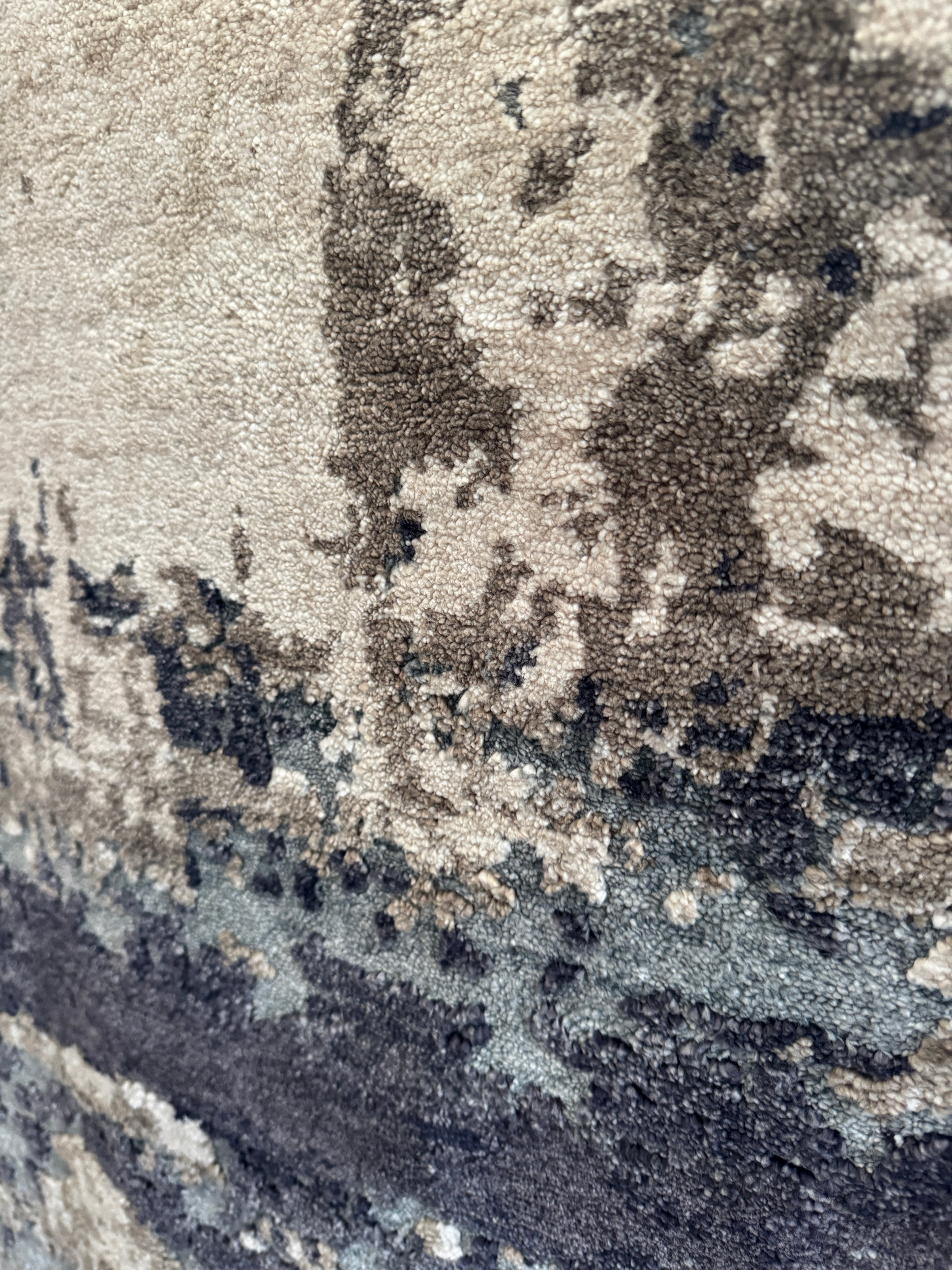 Loft Rug - 240×177cm by Mohebban