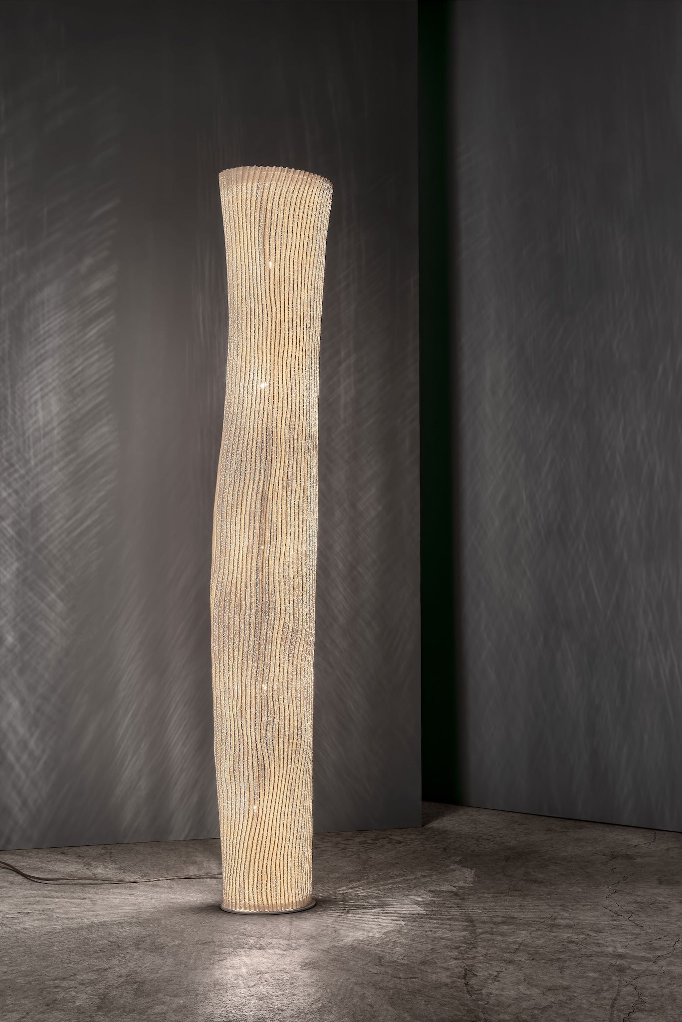 Gea Floor Lamp by Arturo Álvarez